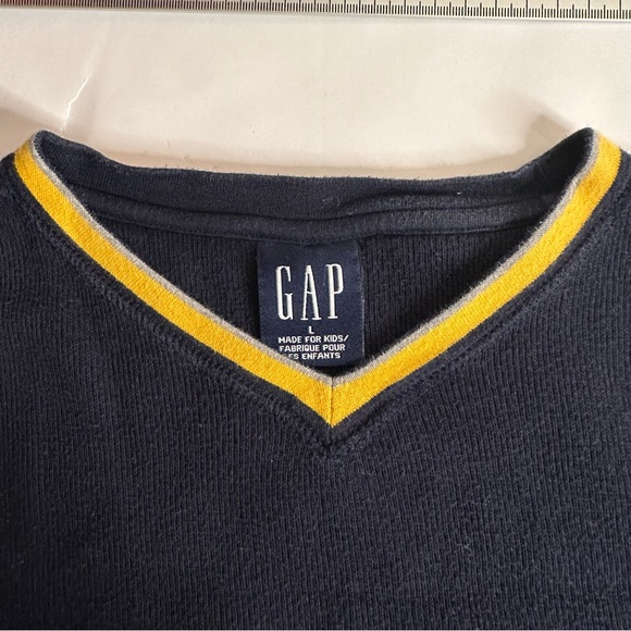 Vintage GAP Boys V-Neck Blue Sweater Large - Picture 3 of 6